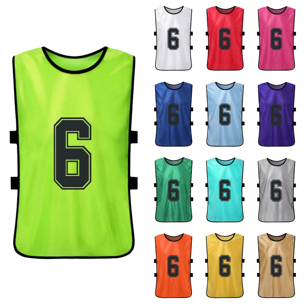 6/12er Set Kinder Trainingswesten – Nummerierte Fussball & Sport Trikots, verschiedene Farben / Minikauf.ch