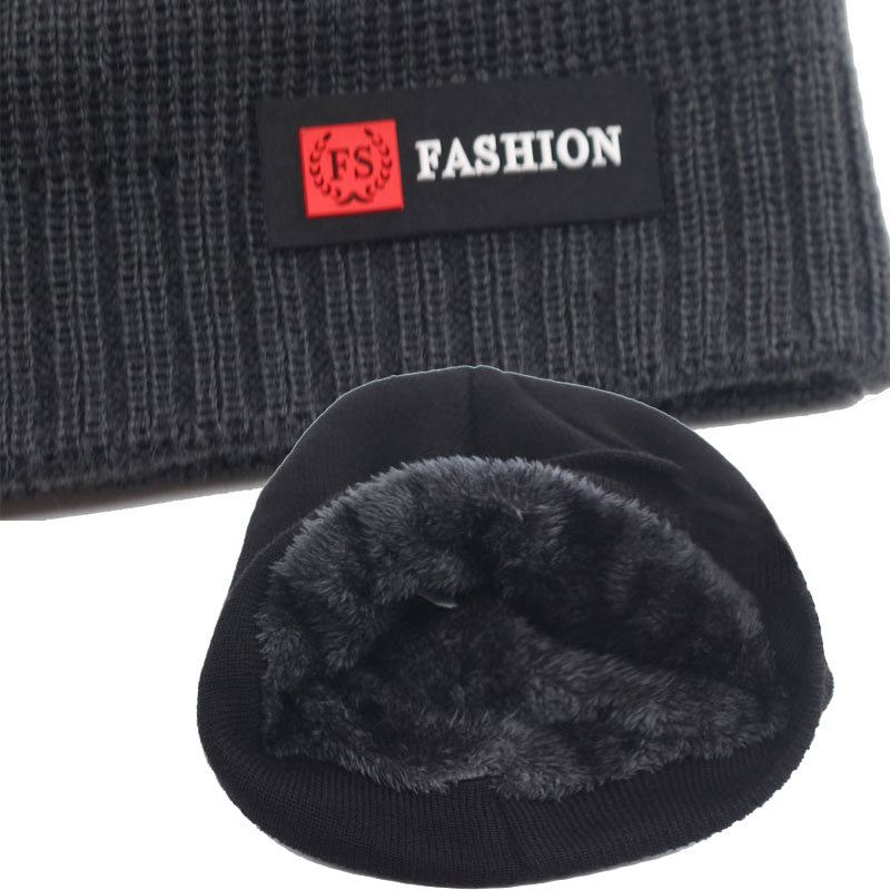 Plüsch Strickmütze "Wolly" / Minikauf.ch