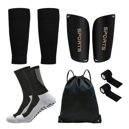 5er Fussball Set mit Socken, Stulpen, Schienbeinschoner, Bandagen und Tasche, Schwarz / Minikauf.ch