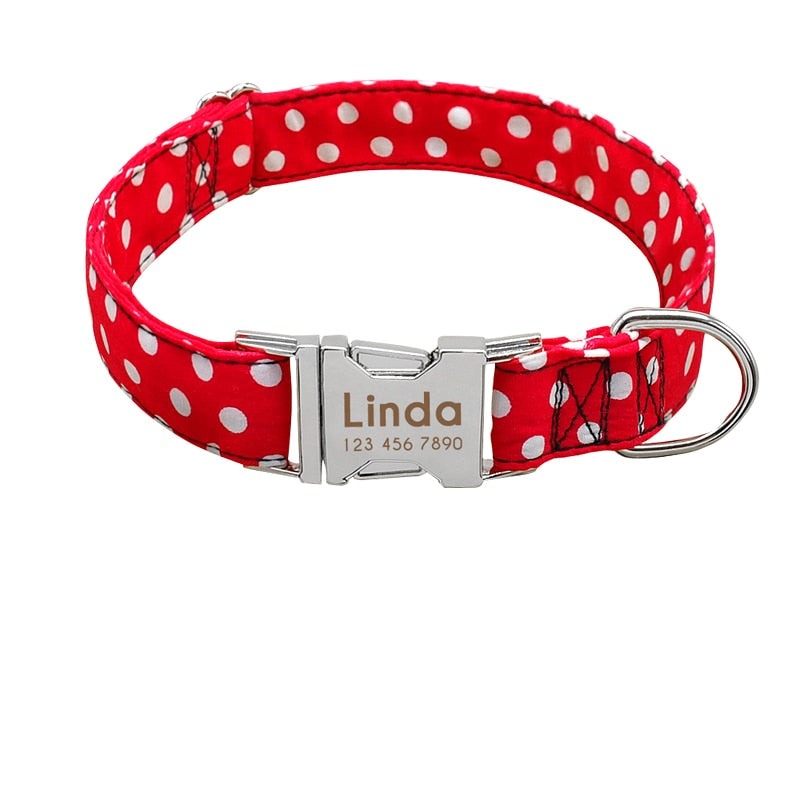 Personalisiertes Nylon Hundehalsband, rot gepunktet / Minikauf.ch