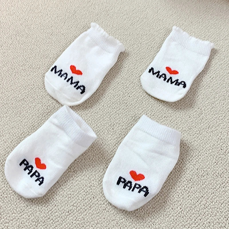 2 Paar Baby-Socken „I ❤️ Mama & Papa" / Minikauf.ch