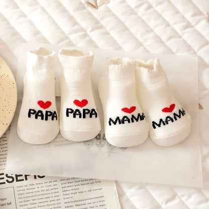 2 Paar Baby-Socken „I ❤️ Mama & Papa" / Minikauf.ch
