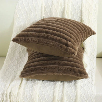 Quadratischer Kissenbezug aus Kunstfell / Minikauf.ch