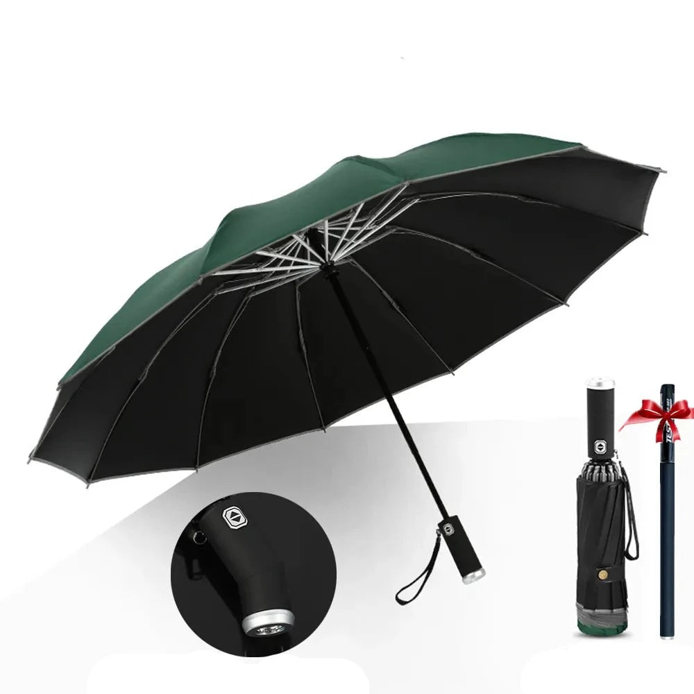 Regenschirm mit LED-Taschenlampe, grün / Minikauf.ch